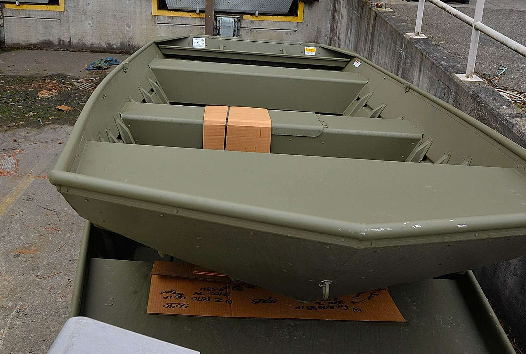 2021 LOWE 1652 MT JON BOAT