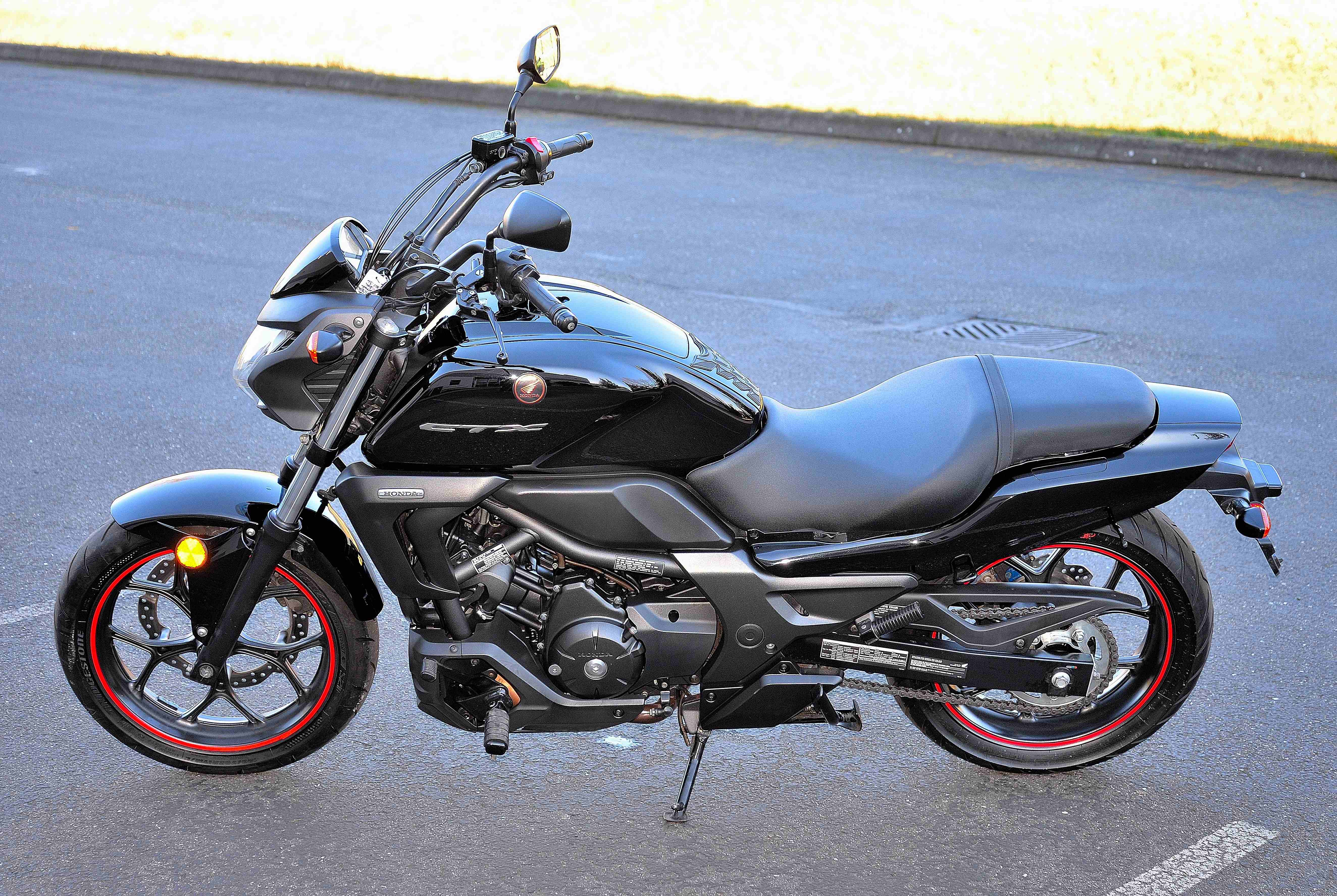 2014 HONDA CTX 700 NE